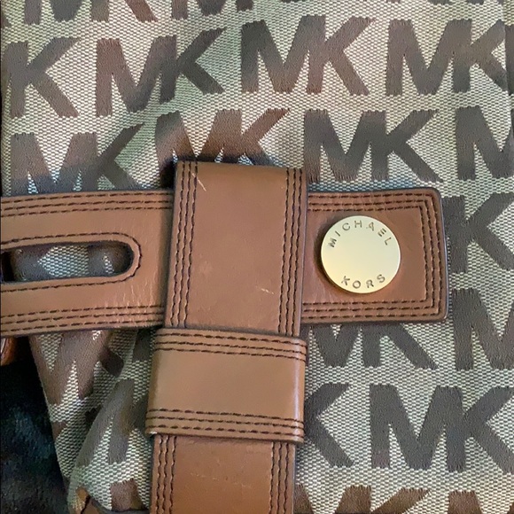 Michael Kors Satchel - Picture 6 of 11